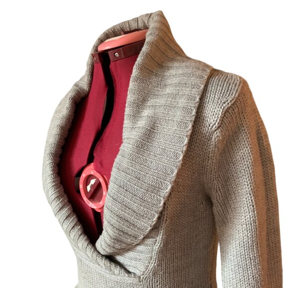 POET - Gray Knit Sweater - V-neck shawl collar with front pocket - Medium - Picture 3 of 11
